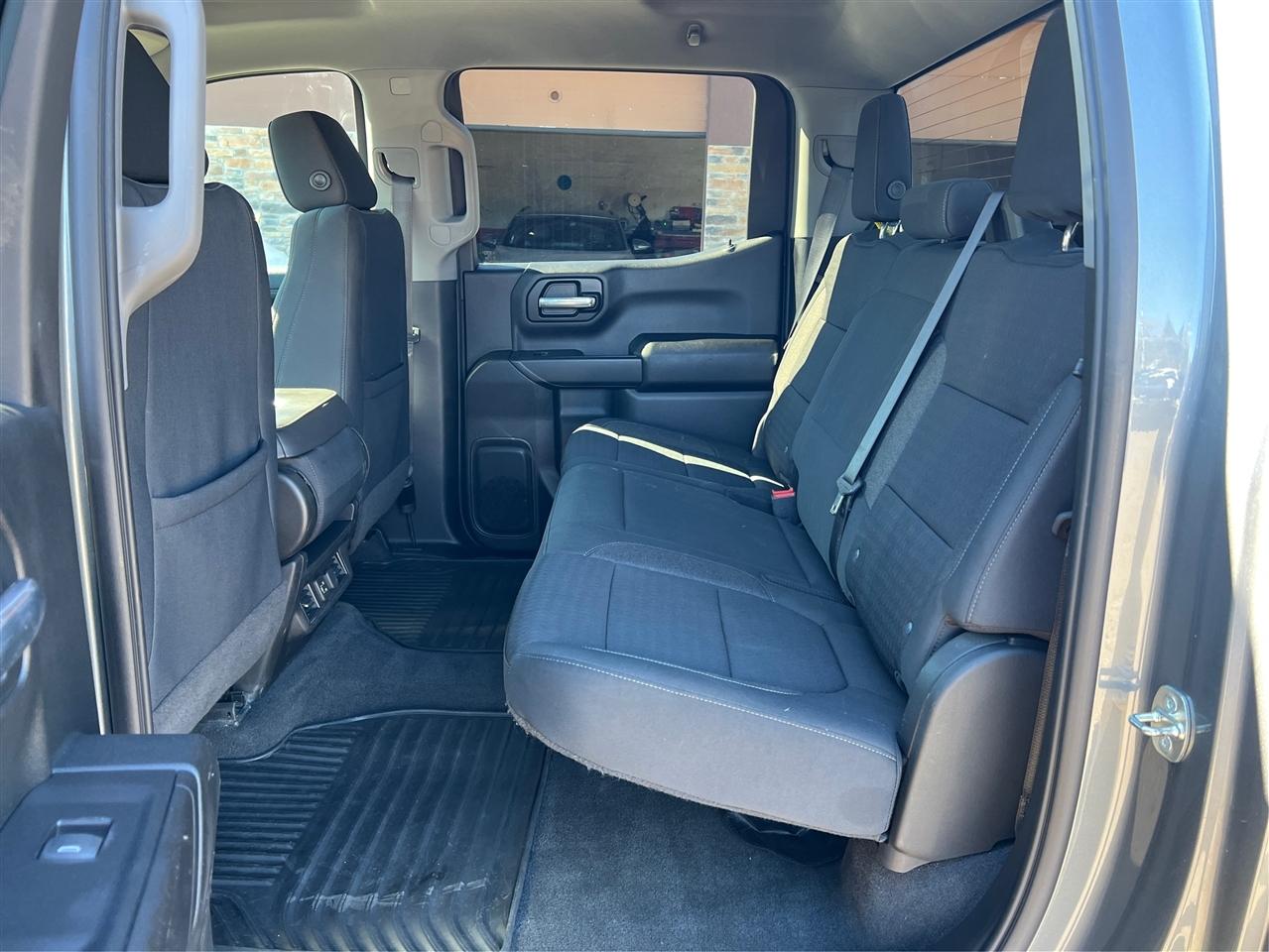 Chevrolet Silverado 1500 2WD Crew Cab 147" LT 2020