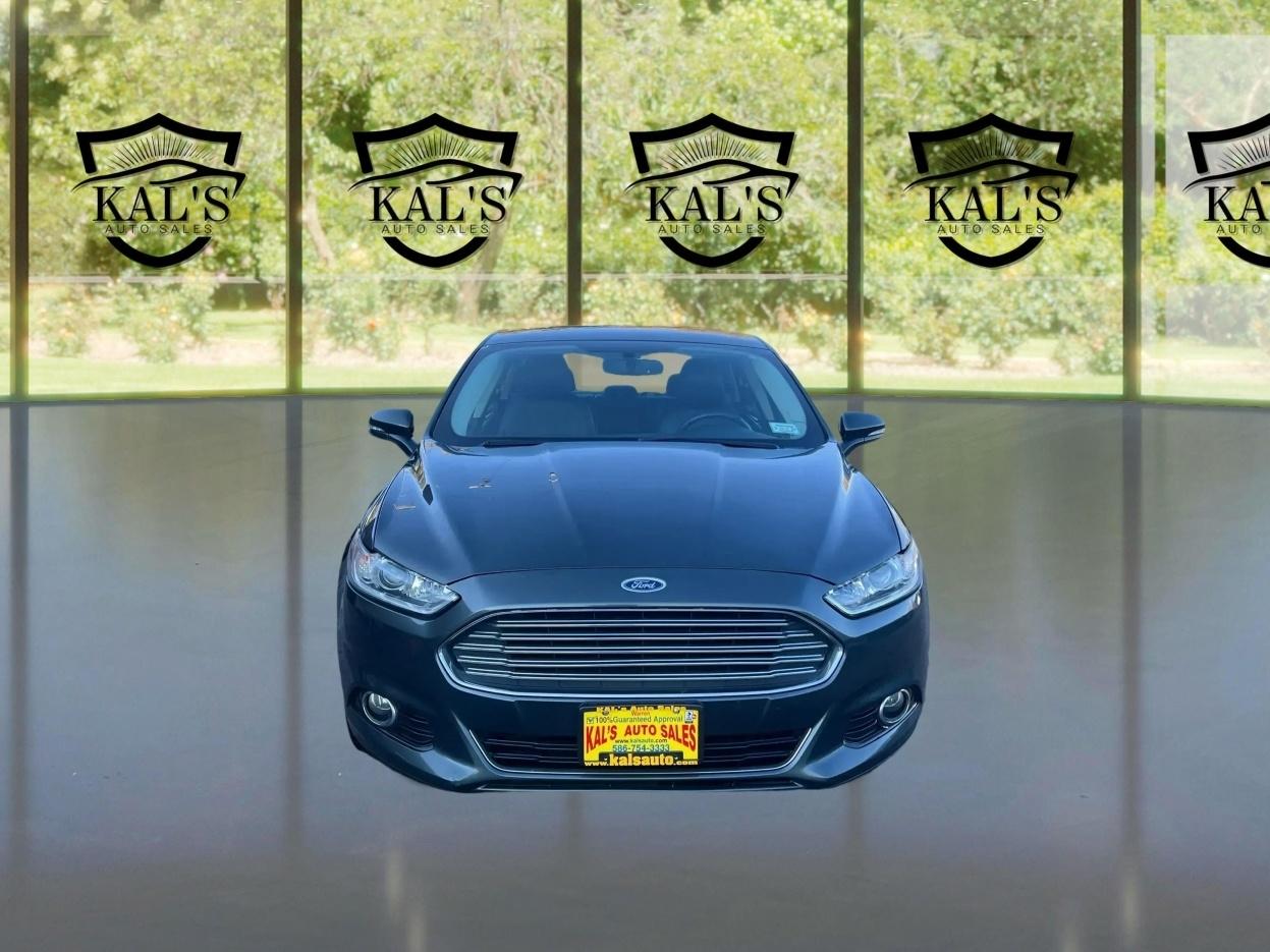Ford Fusion 4dr Sdn Titanium FWD 2016