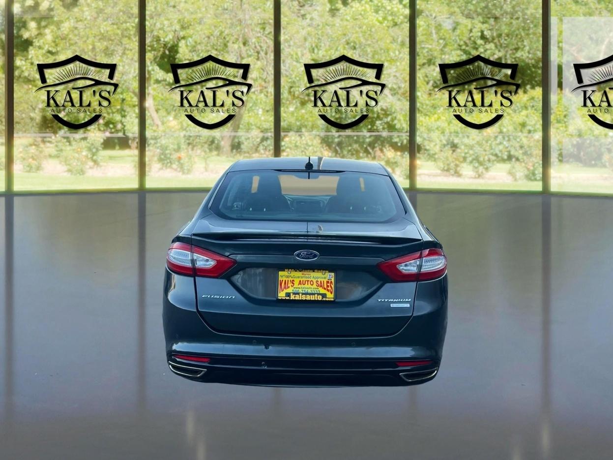 Ford Fusion 4dr Sdn Titanium FWD 2016