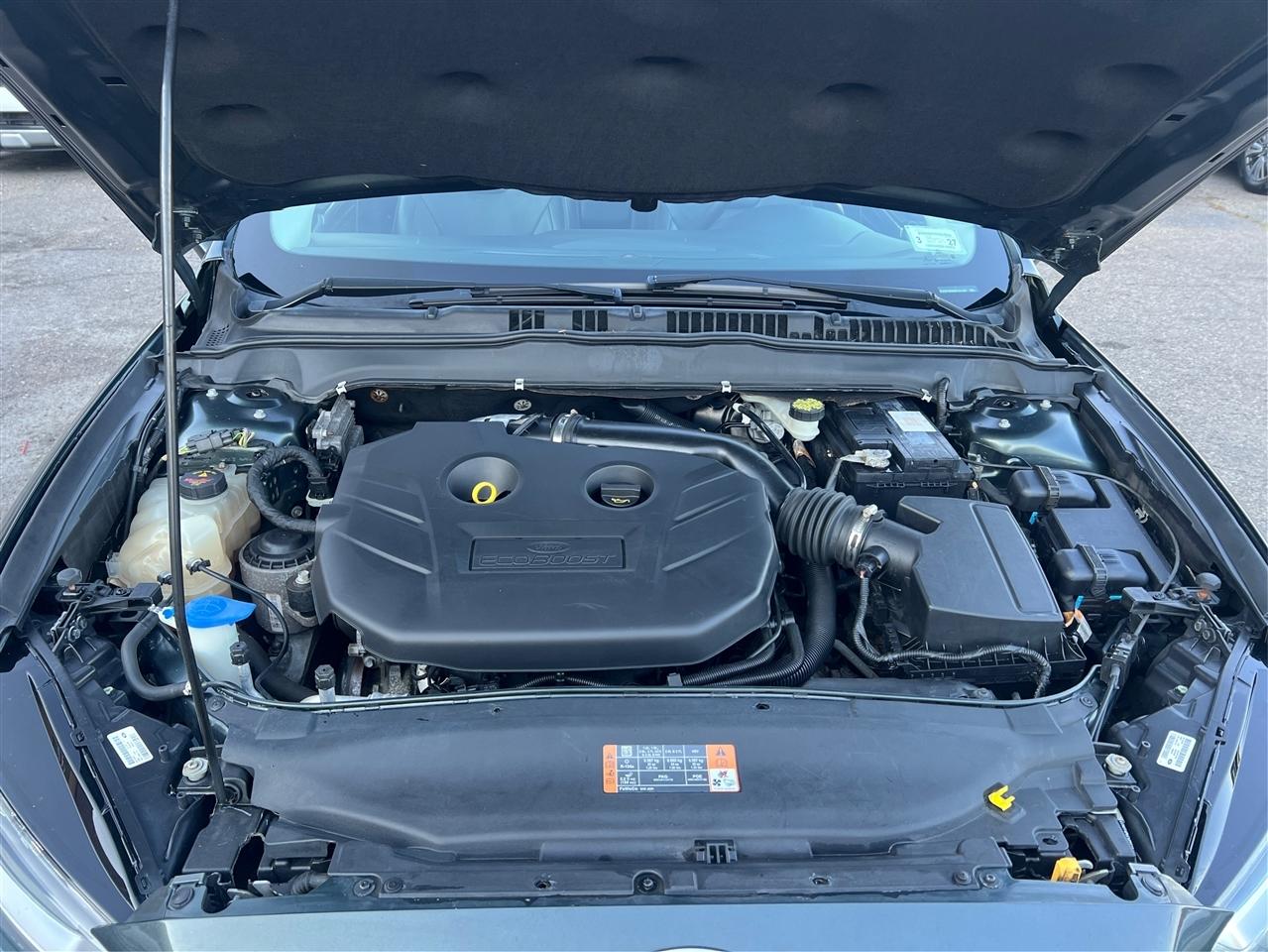 Ford Fusion 4dr Sdn Titanium FWD 2016