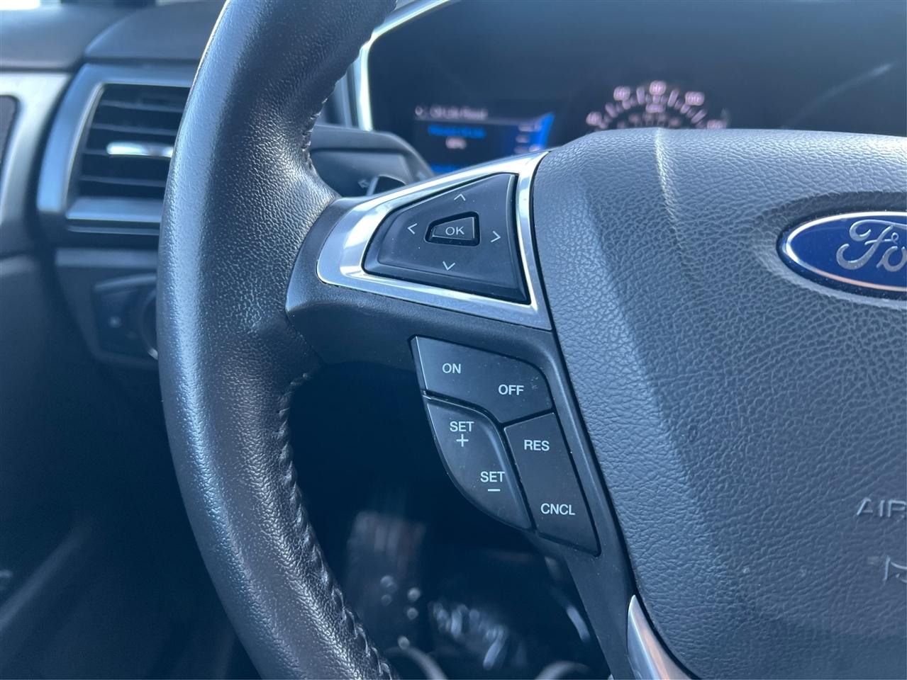 Ford Fusion 4dr Sdn Titanium FWD 2016