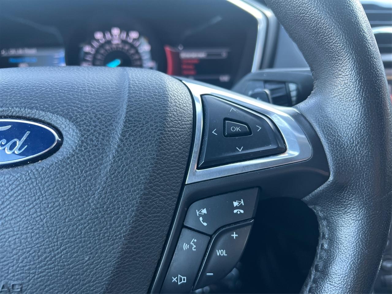 Ford Fusion 4dr Sdn Titanium FWD 2016