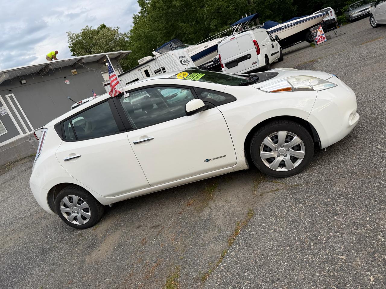 Nissan Leaf SV 2013