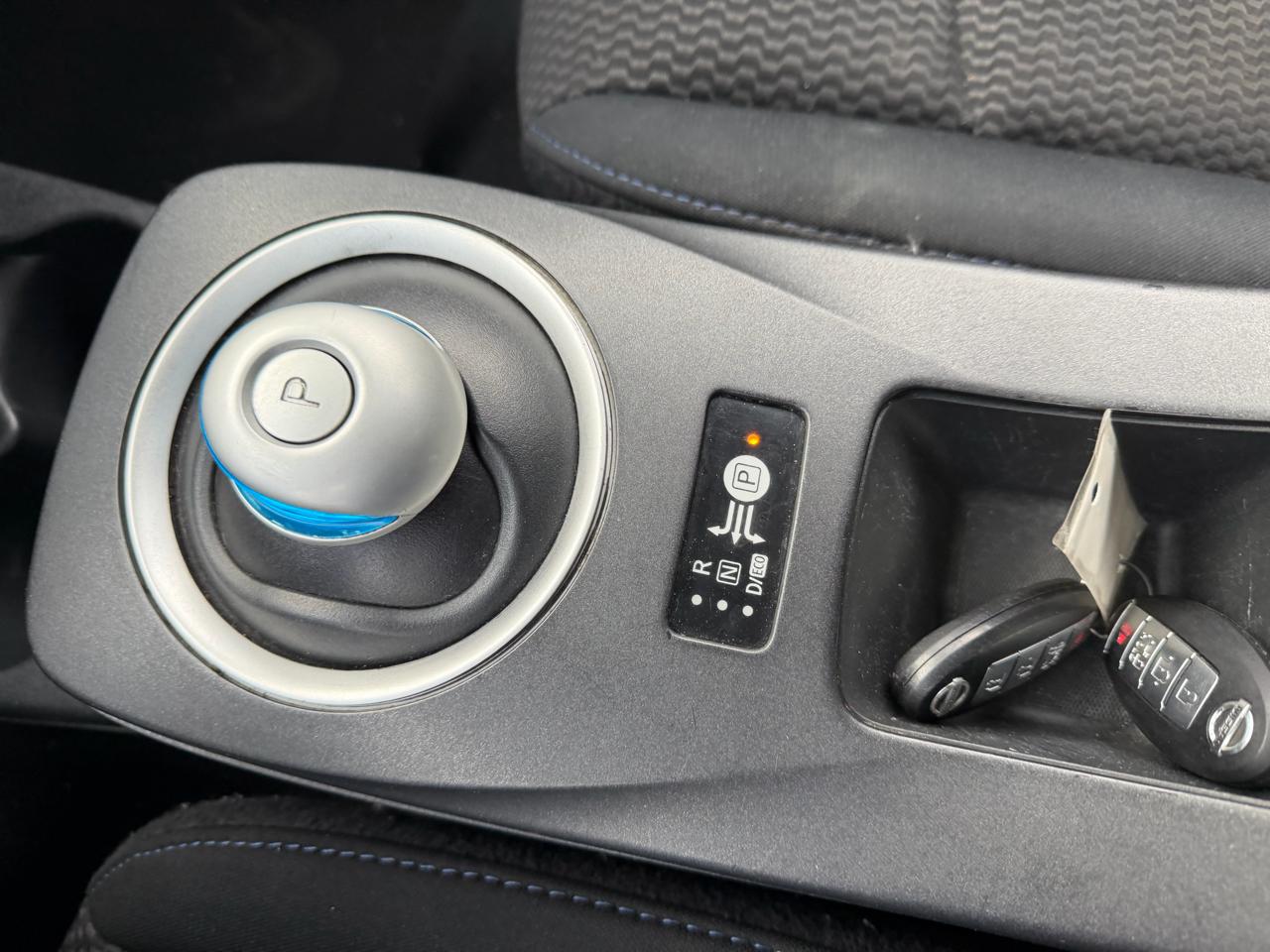 Nissan Leaf SV 2013