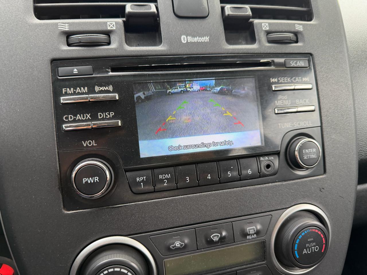 Nissan Leaf SV 2013