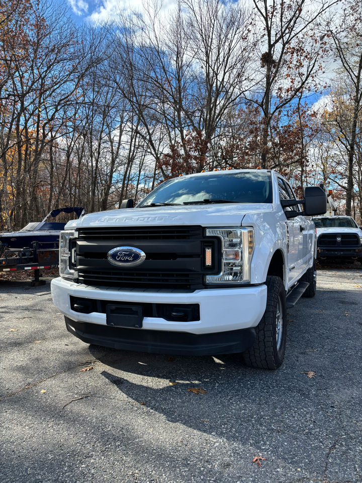 Ford F-350 SD XL SuperCab 4WD 2019
