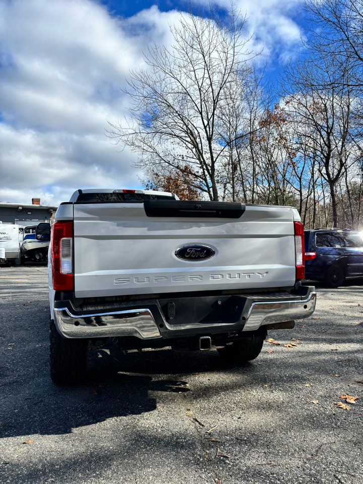 Ford F-350 SD XL SuperCab 4WD 2019