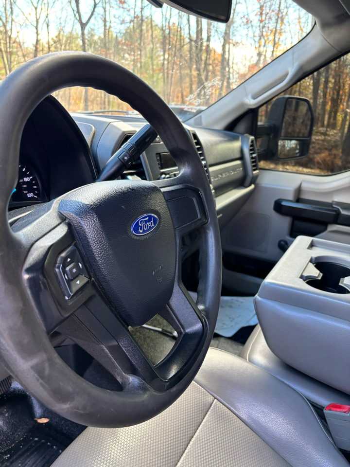 Ford F-350 SD XL SuperCab 4WD 2019