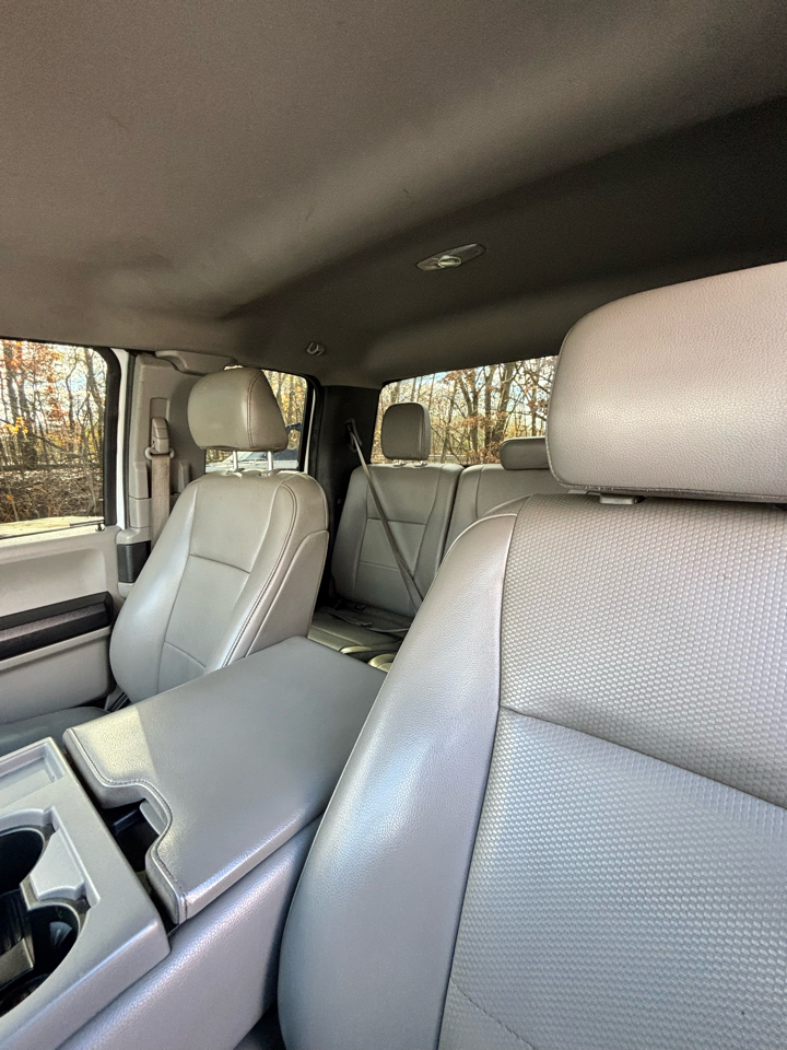 Ford F-350 SD XL SuperCab 4WD 2019