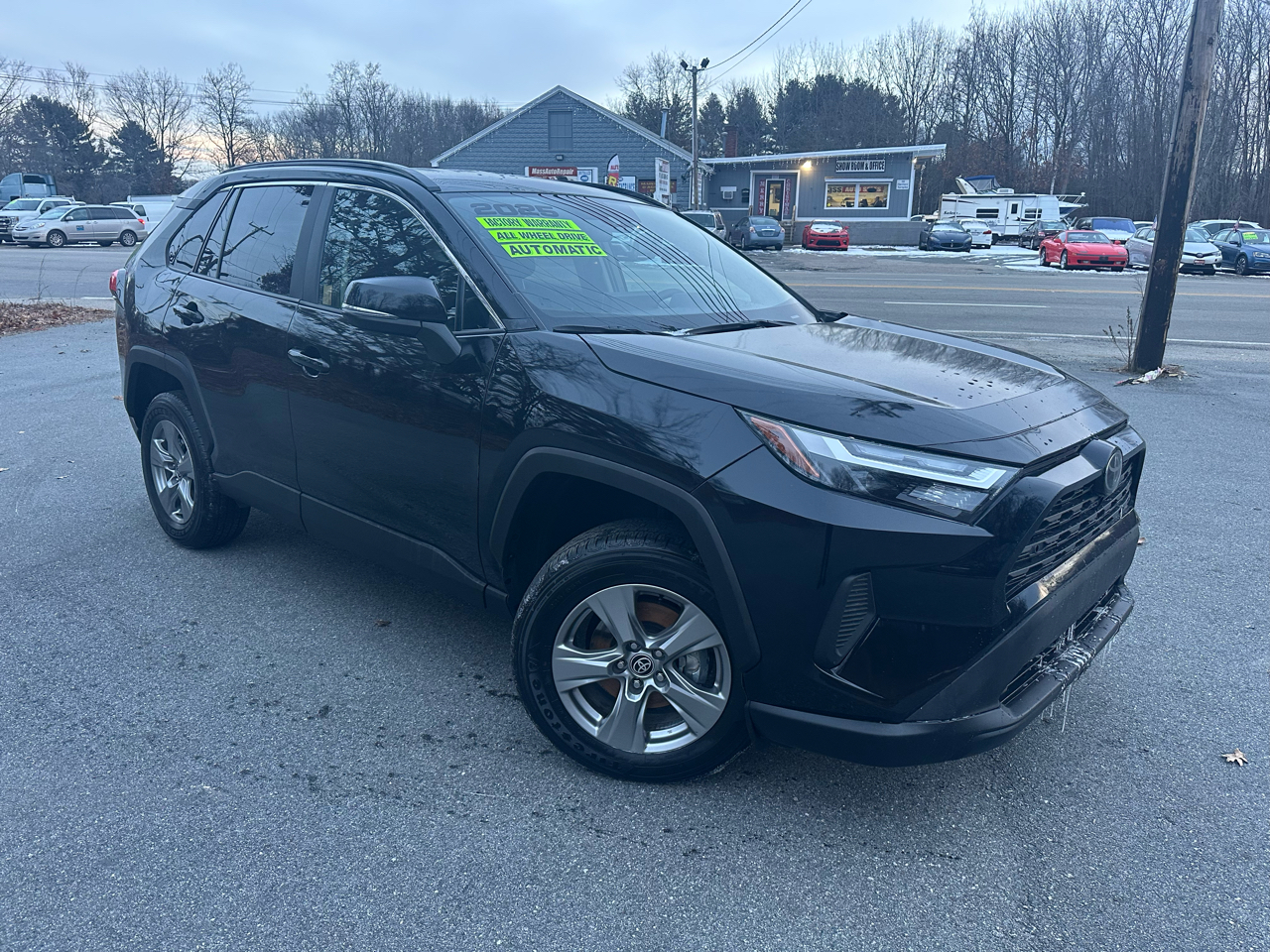 Toyota RAV4 XLE AWD 2025