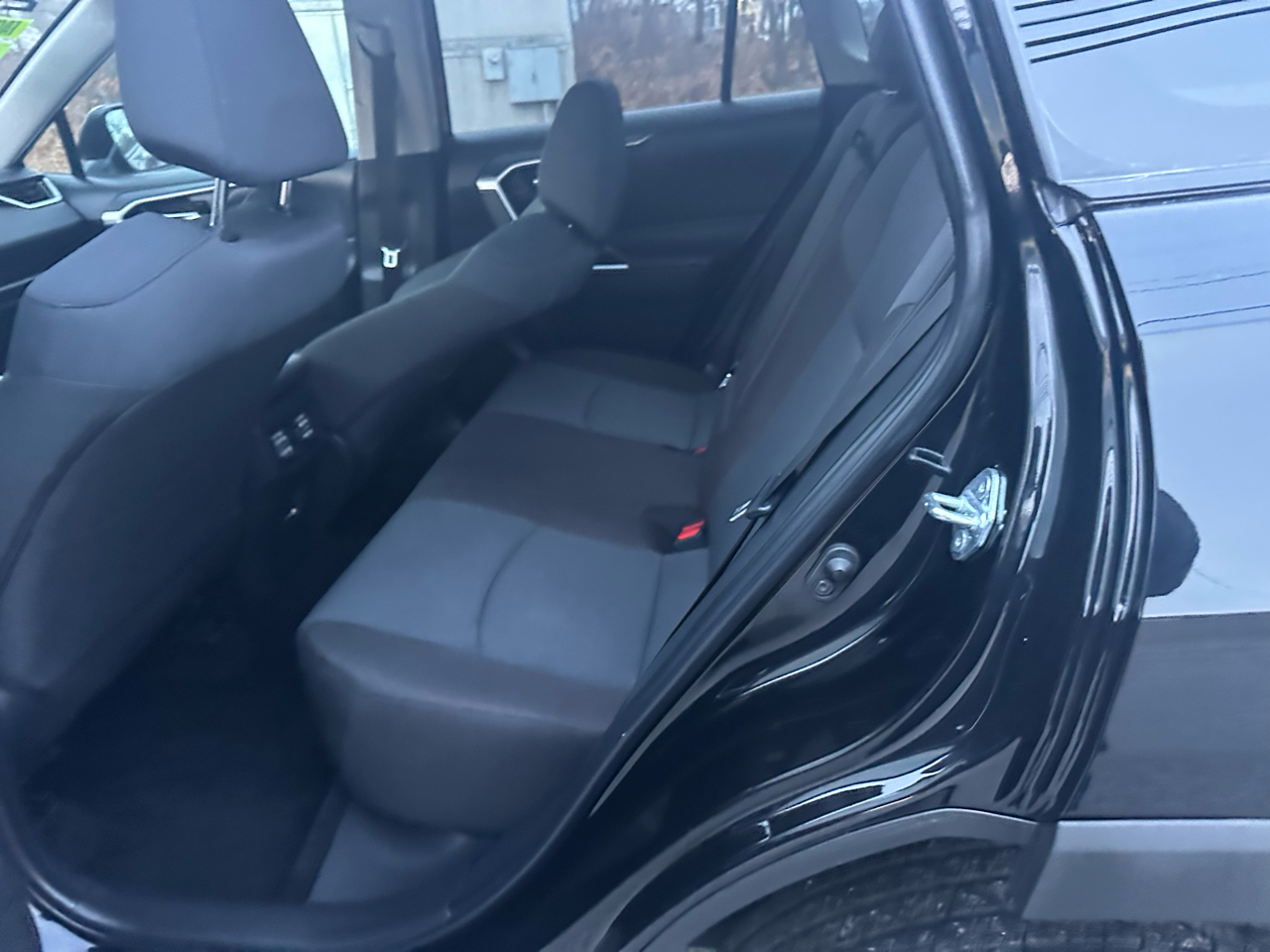 Toyota RAV4 XLE AWD 2025