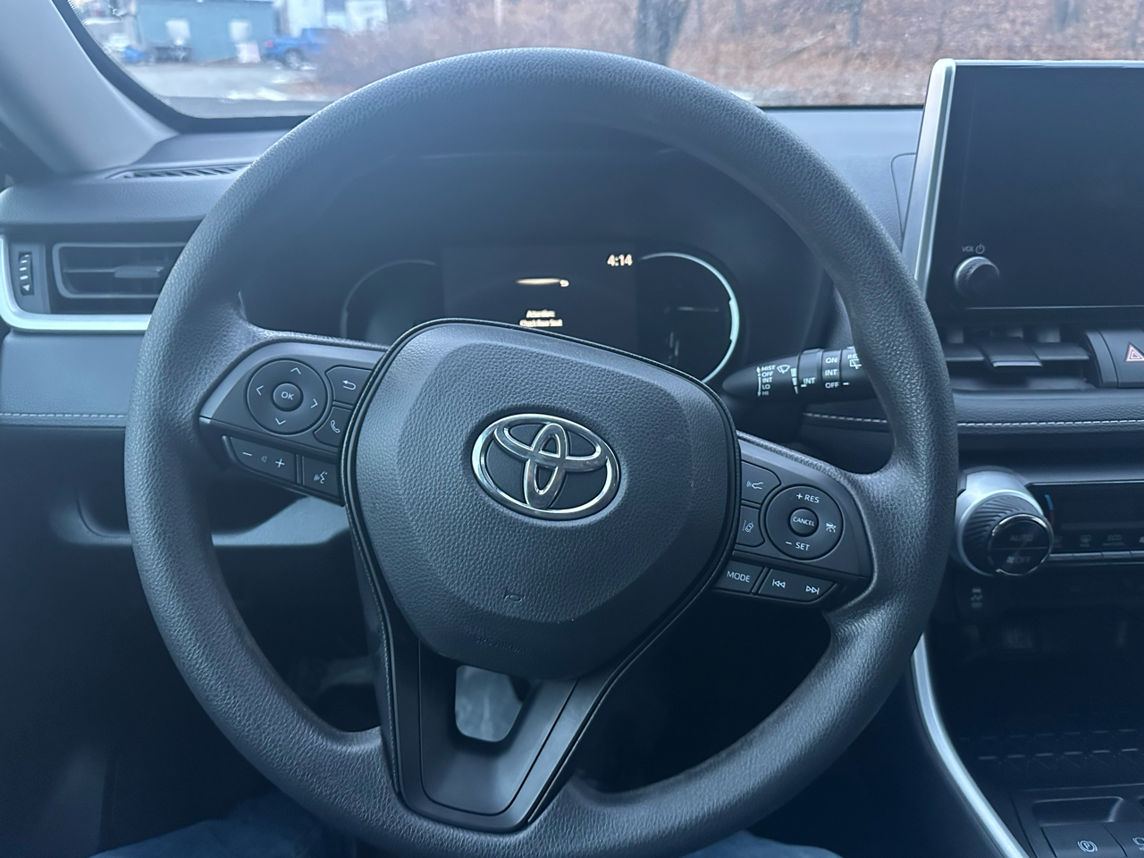 Toyota RAV4 XLE AWD 2025