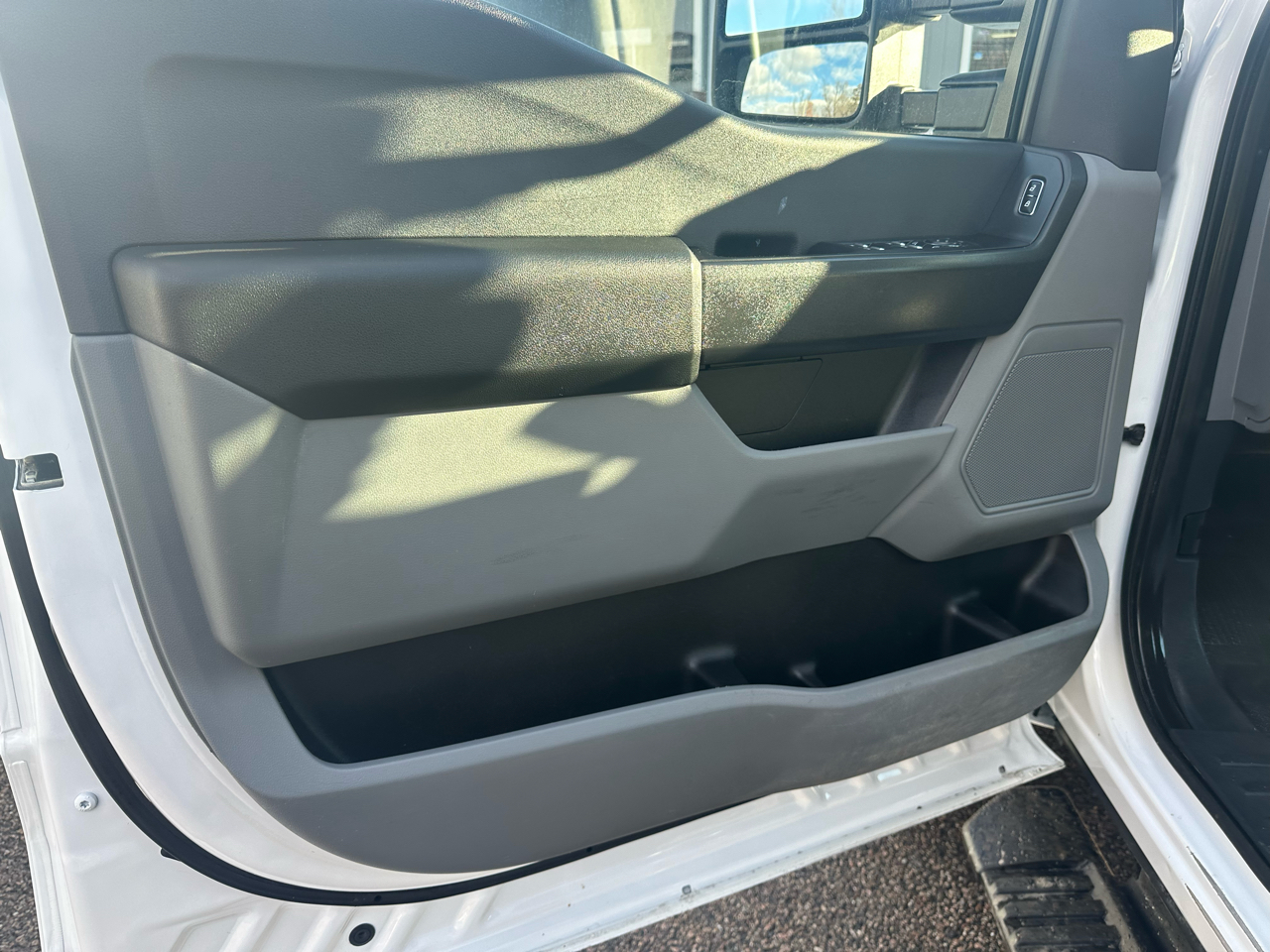 Ford F-250 SD XL Crew Cab 4WD 2023