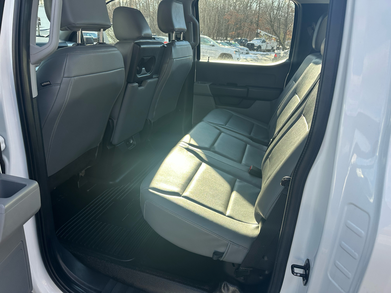 Ford F-250 SD XL Crew Cab 4WD 2023