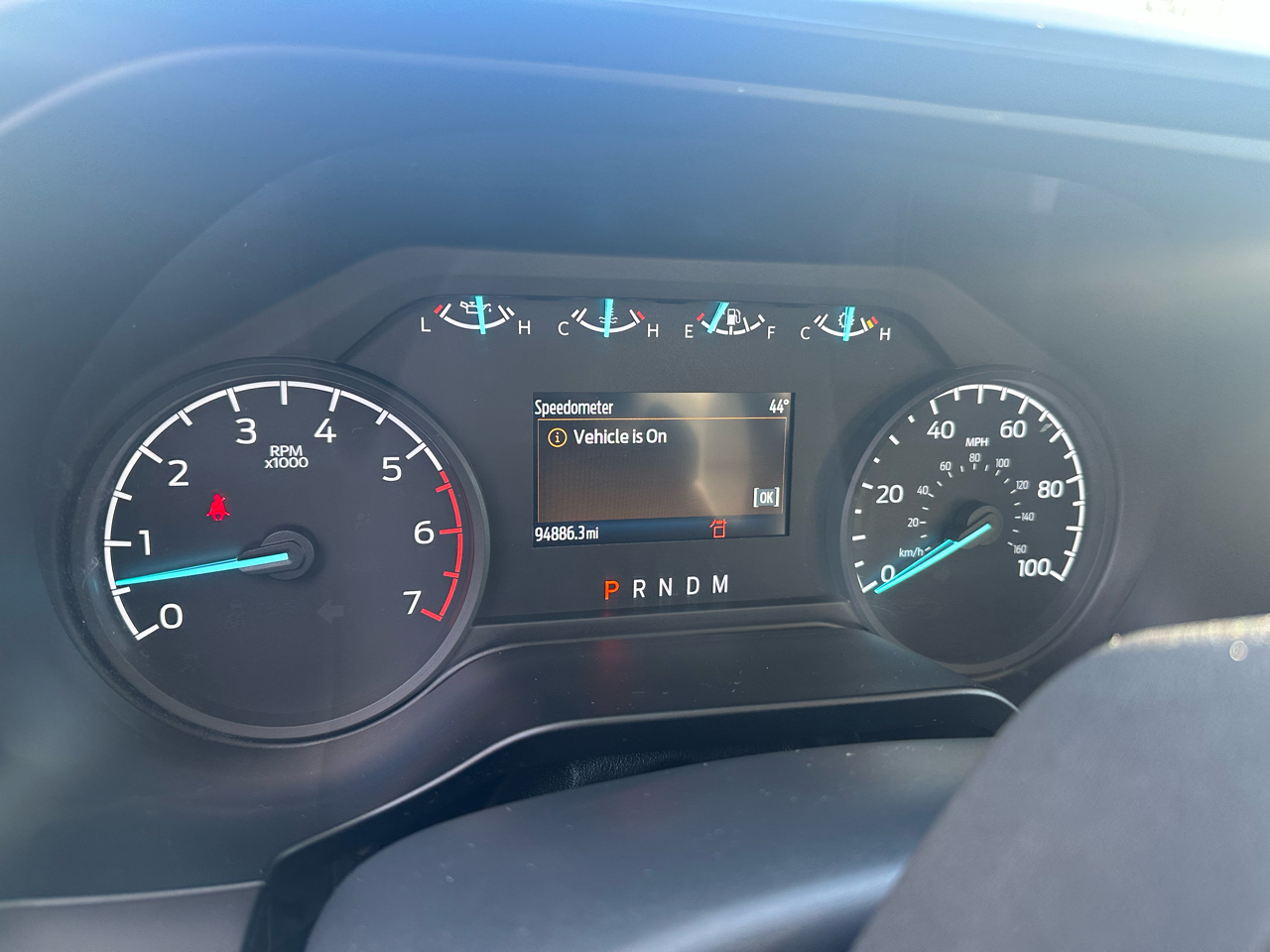 Ford F-250 SD XL Crew Cab 4WD 2023