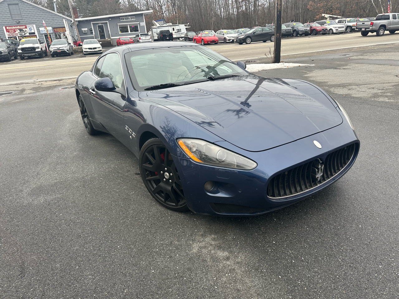 Maserati GranTurismo Coupe 2010
