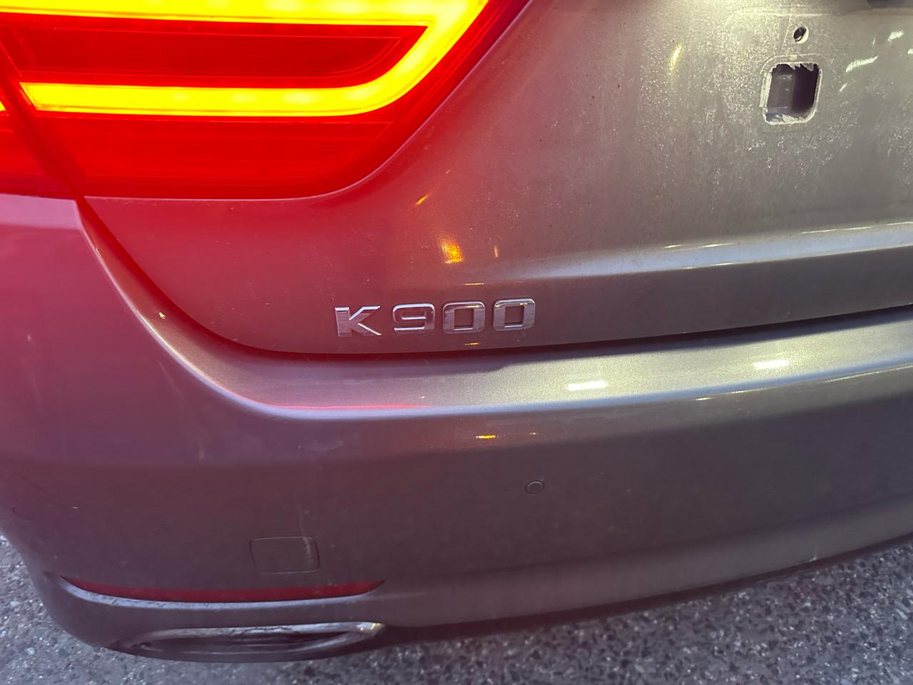 Kia K900 Luxury V6 2017