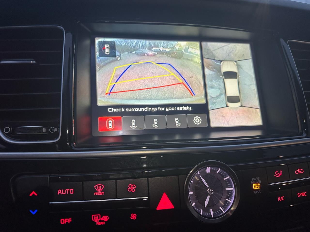 Kia K900 Luxury V6 2017