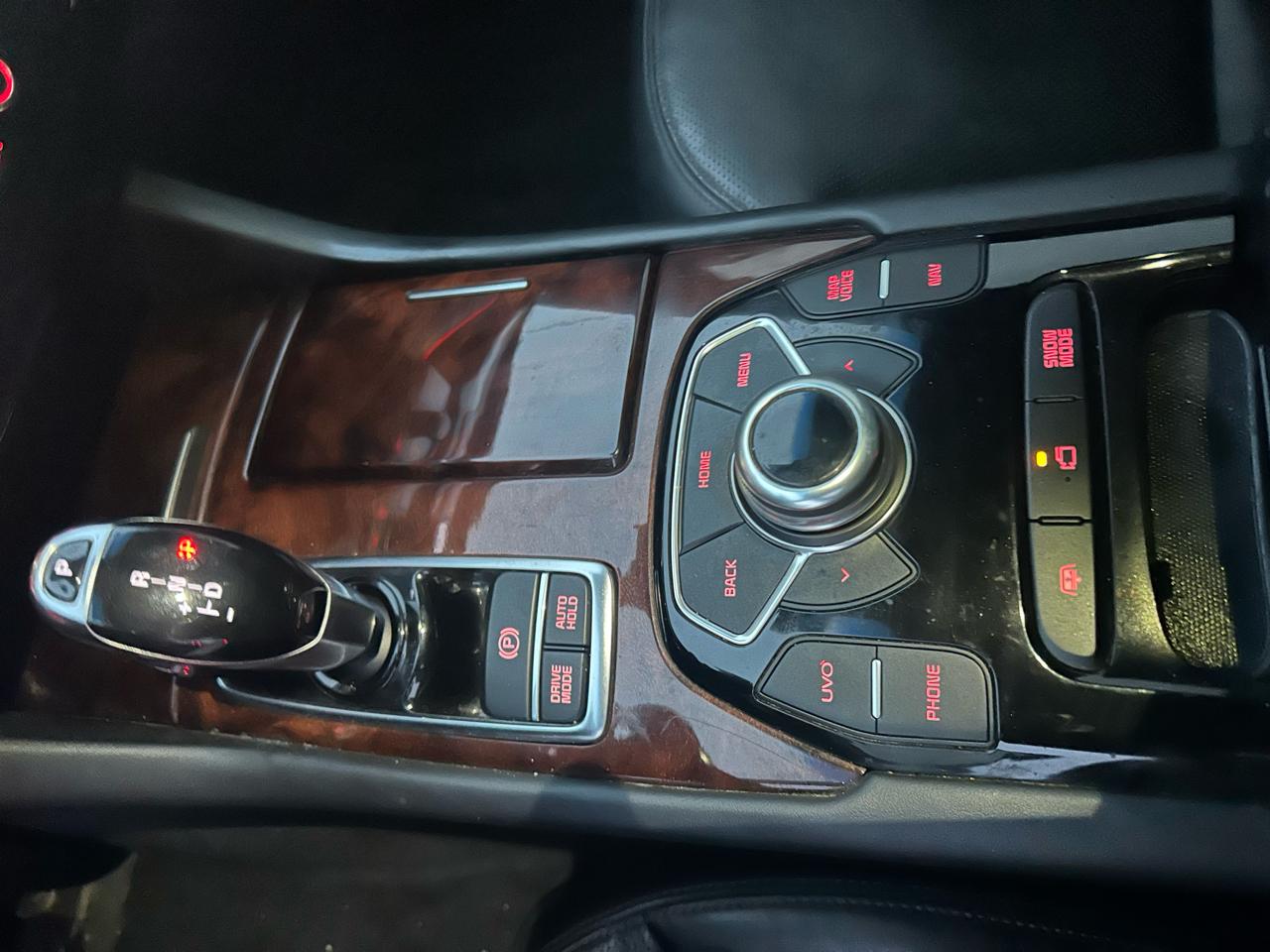 Kia K900 Luxury V6 2017