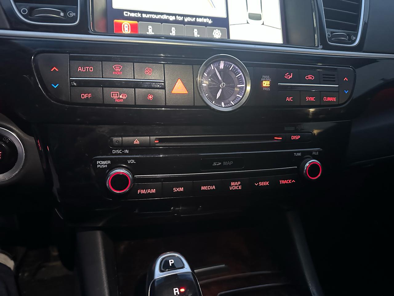 Kia K900 Luxury V6 2017