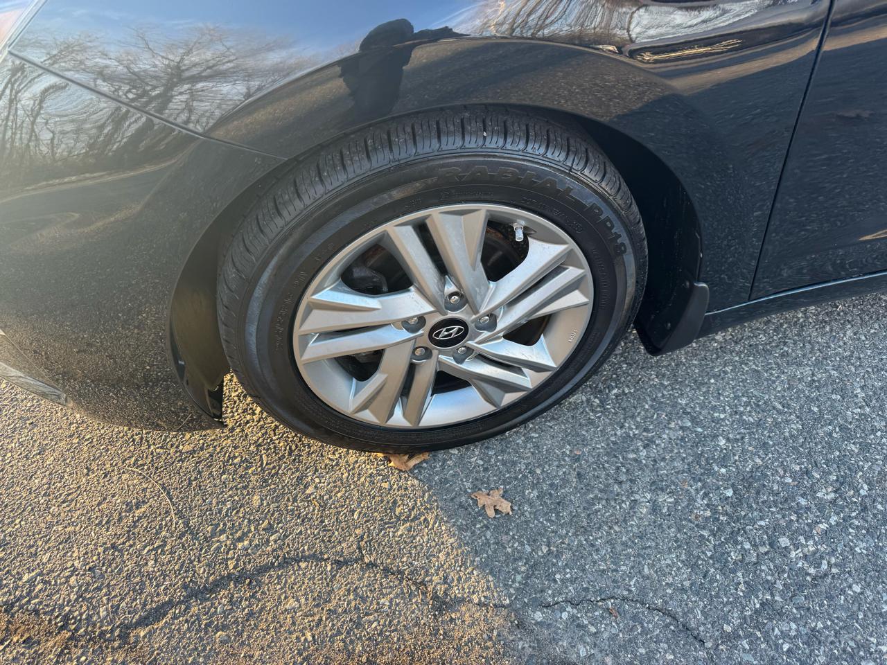 Hyundai Elantra Limited 2020