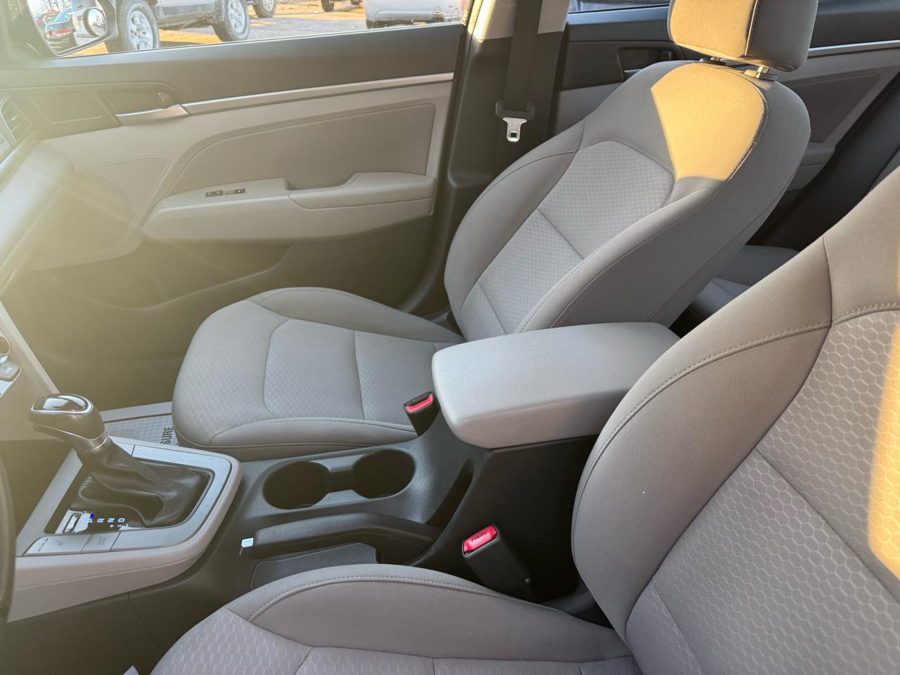 Hyundai Elantra Limited 2020