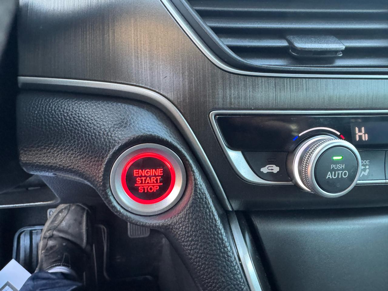 Honda Accord LX CVT 2018