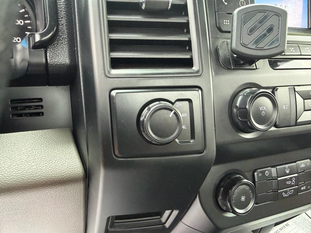 Ford F-150 XL 8-ft. Bed 4WD 2019