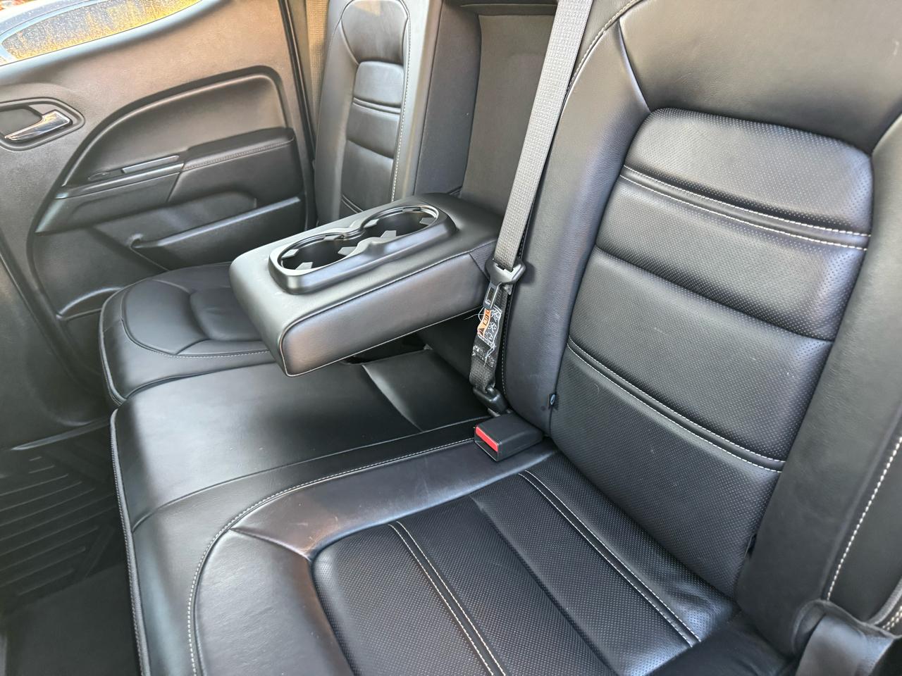 GMC Canyon Denali Crew Cab 4WD Long Box 2017