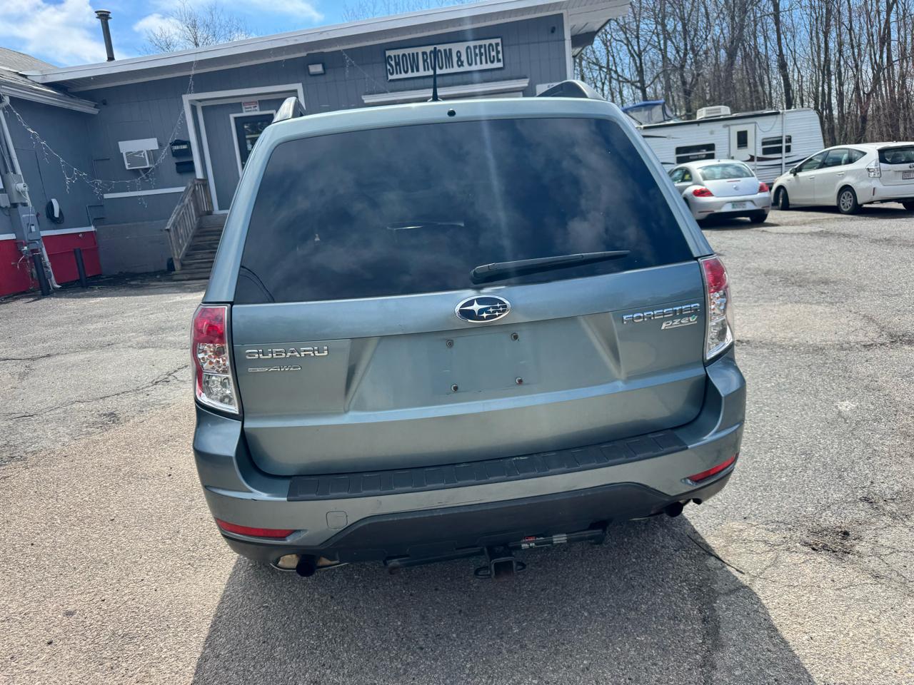 Subaru Forester 2.5X Premium 2011