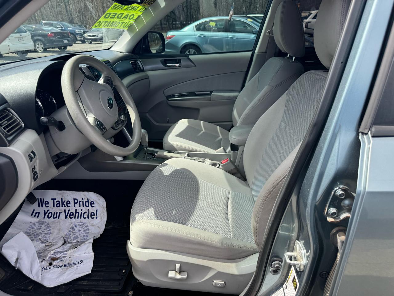 Subaru Forester 2.5X Premium 2011