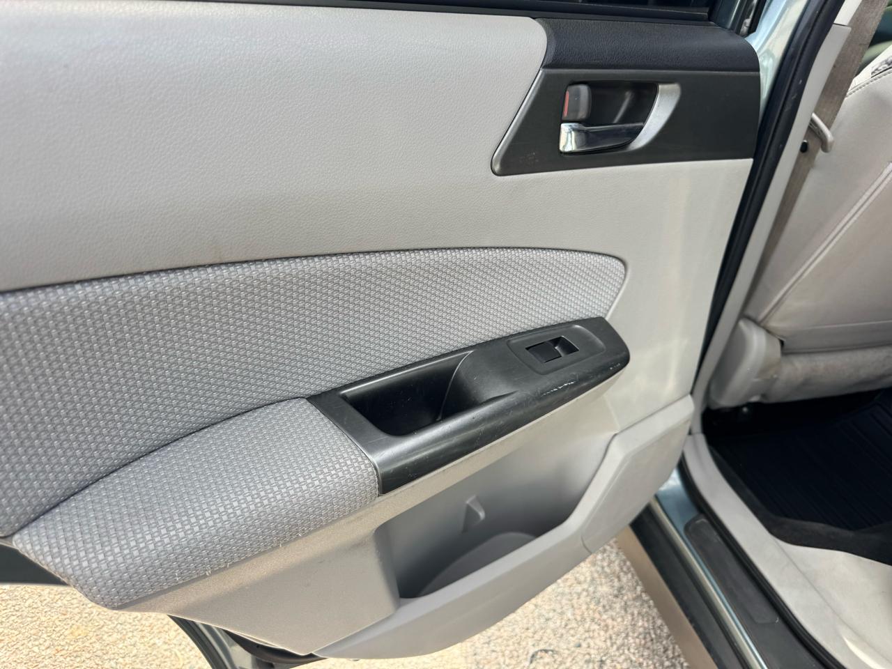 Subaru Forester 2.5X Premium 2011