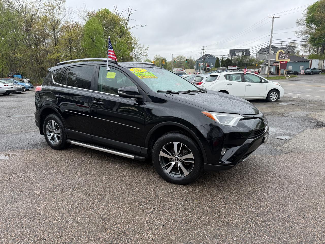 Toyota RAV4 XLE AWD 2017