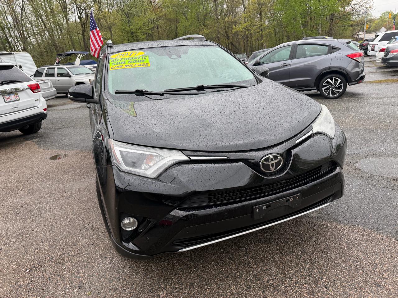 Toyota RAV4 XLE AWD 2017