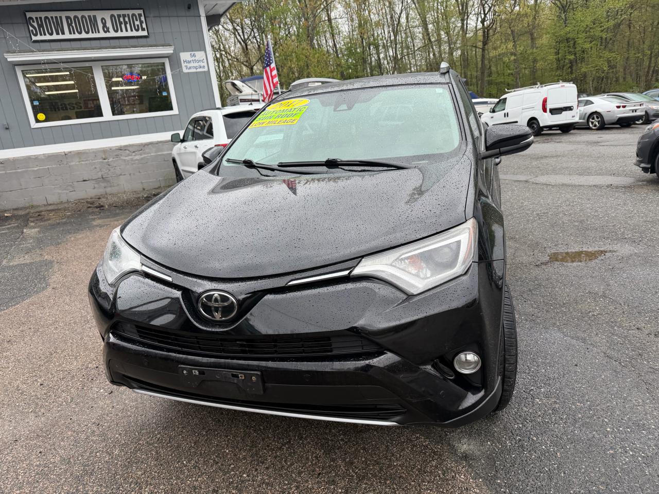 Toyota RAV4 XLE AWD 2017