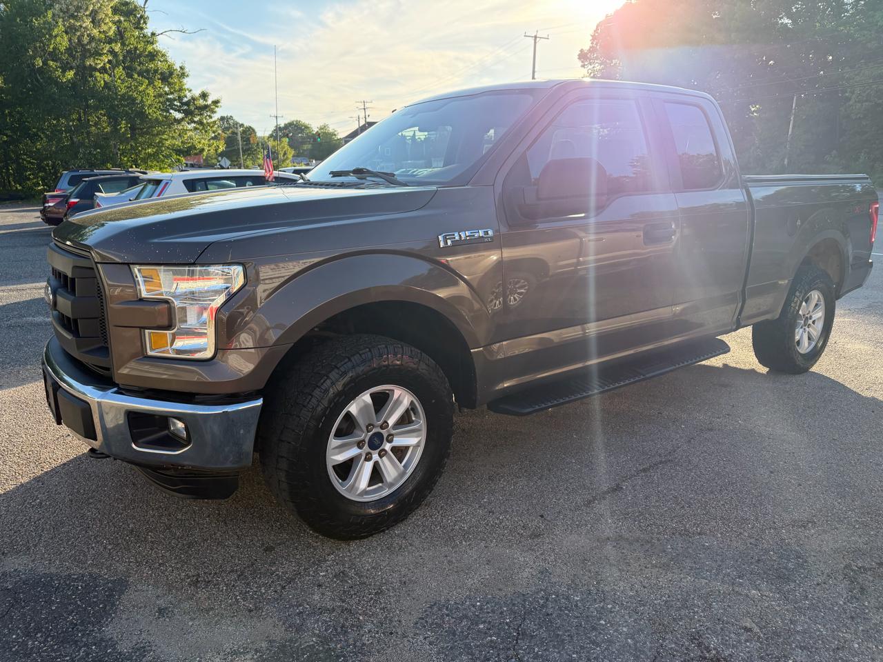Ford F-150 Lariat SuperCab 6.5-ft. Bed 4WD 2015