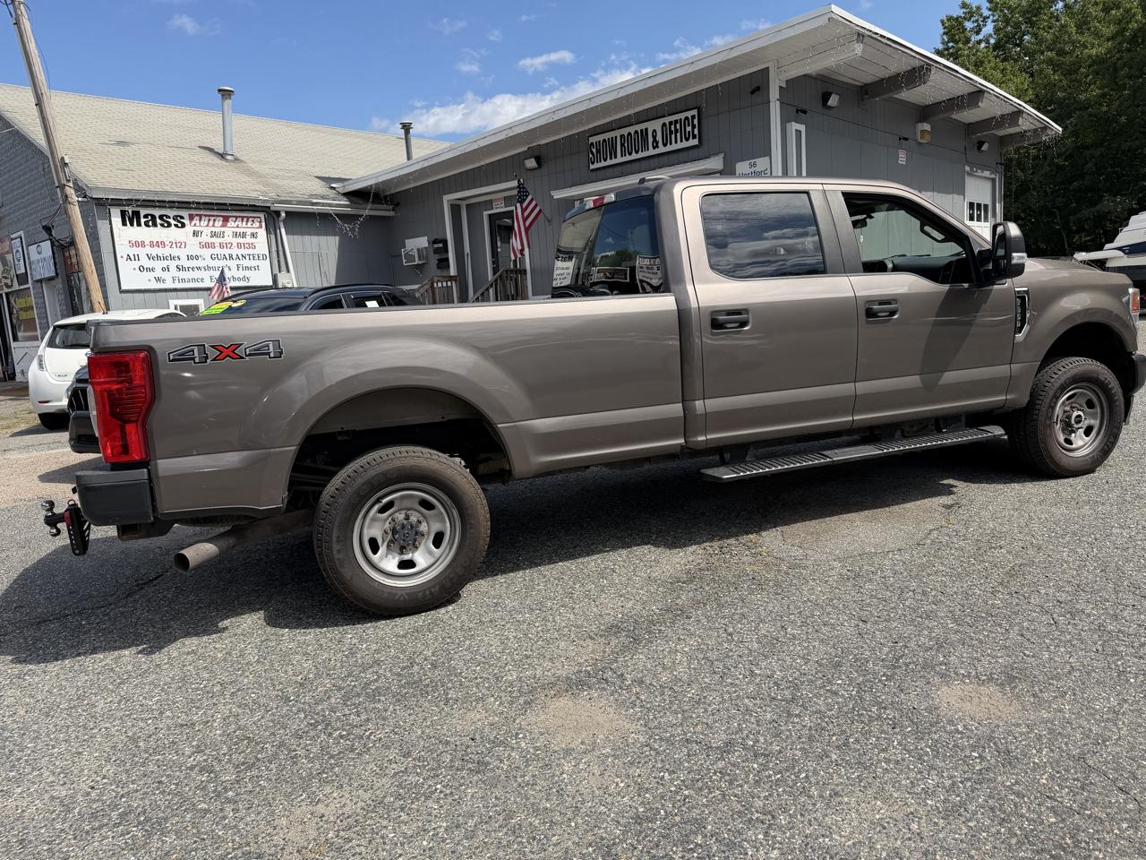 Ford F-350 SD XL Crew Cab Long Bed 4WD 2022