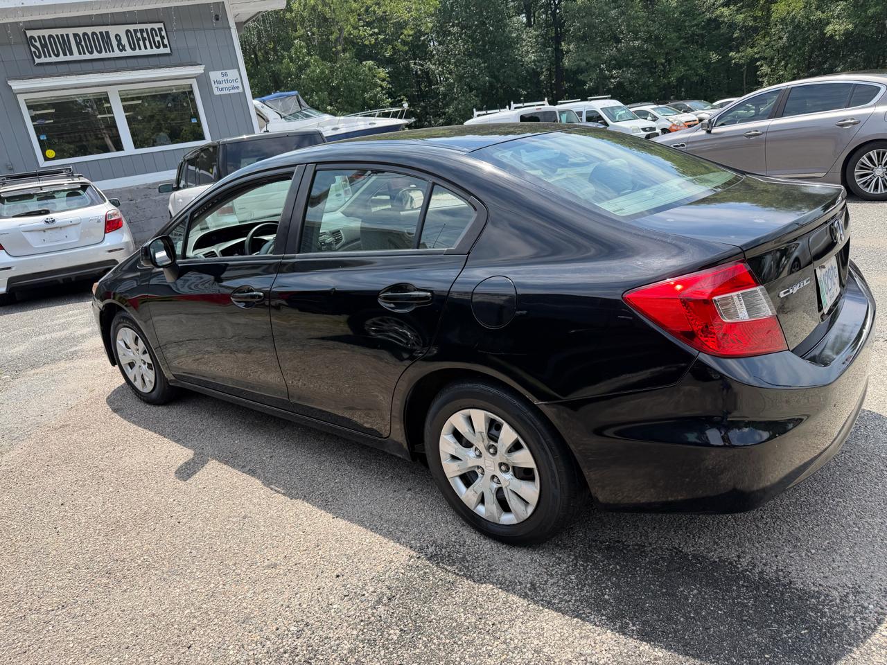 Honda Civic LX Sedan 5-Speed MT 2012