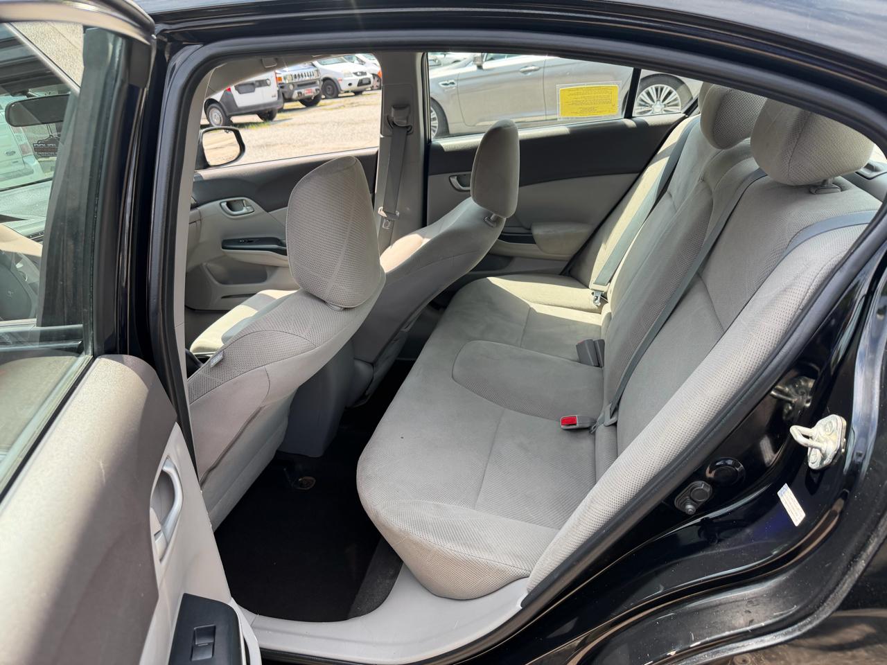 Honda Civic LX Sedan 5-Speed MT 2012
