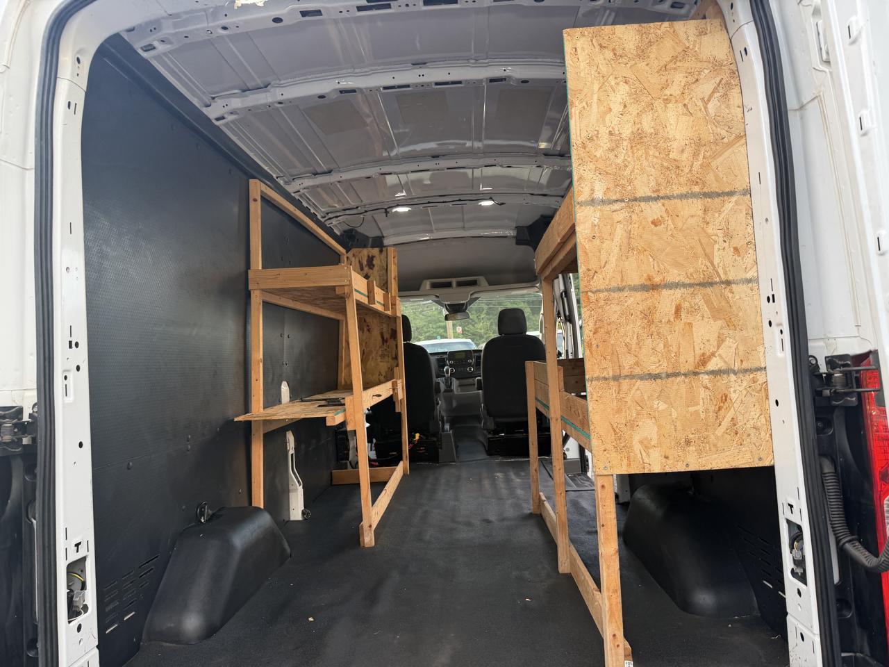 Ford Transit 250 Van Med. Roof w/Sliding Pass. 148-in. WB 2020