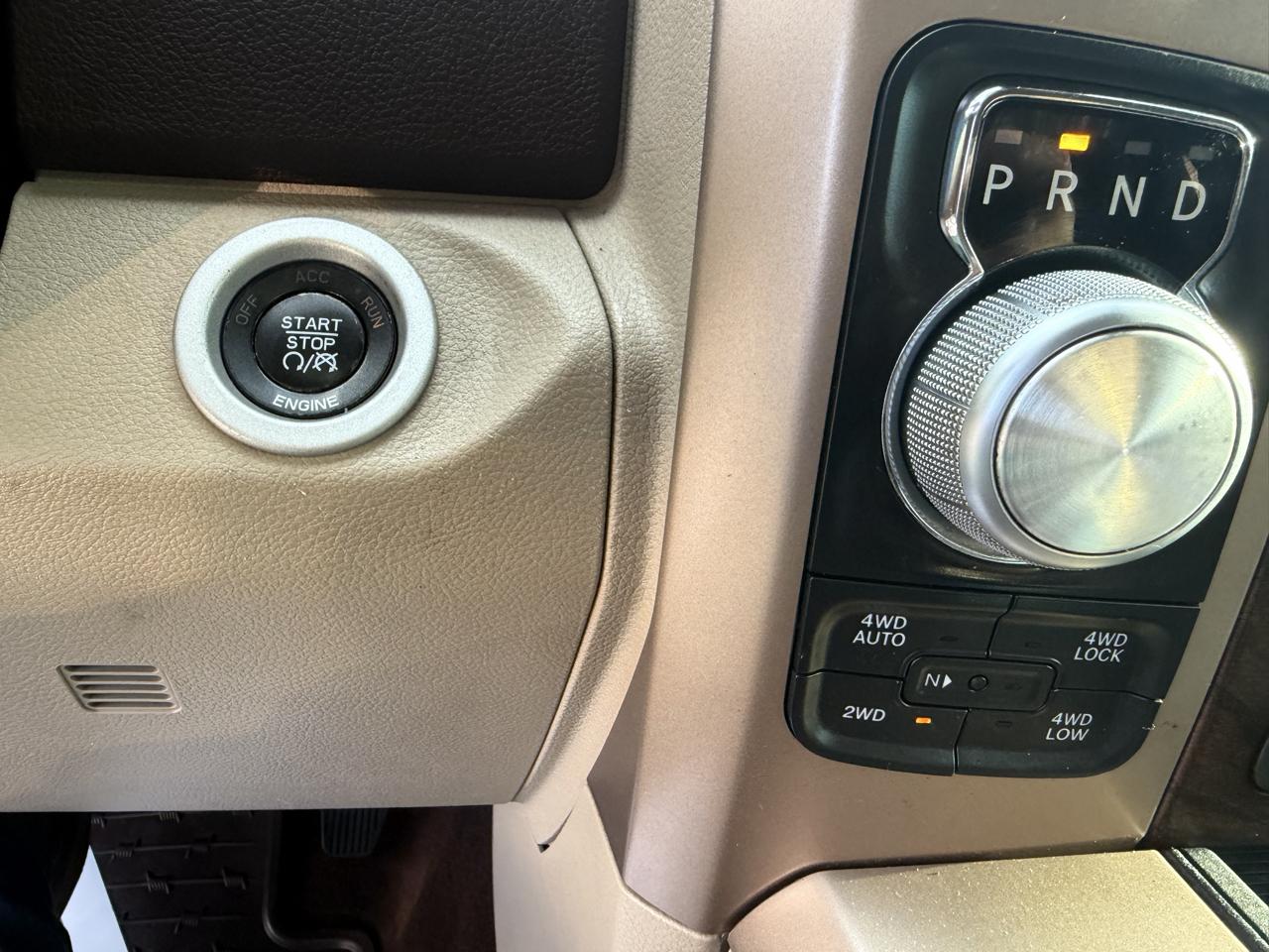 RAM 1500 Longhorn Crew Cab SWB 4WD 2016