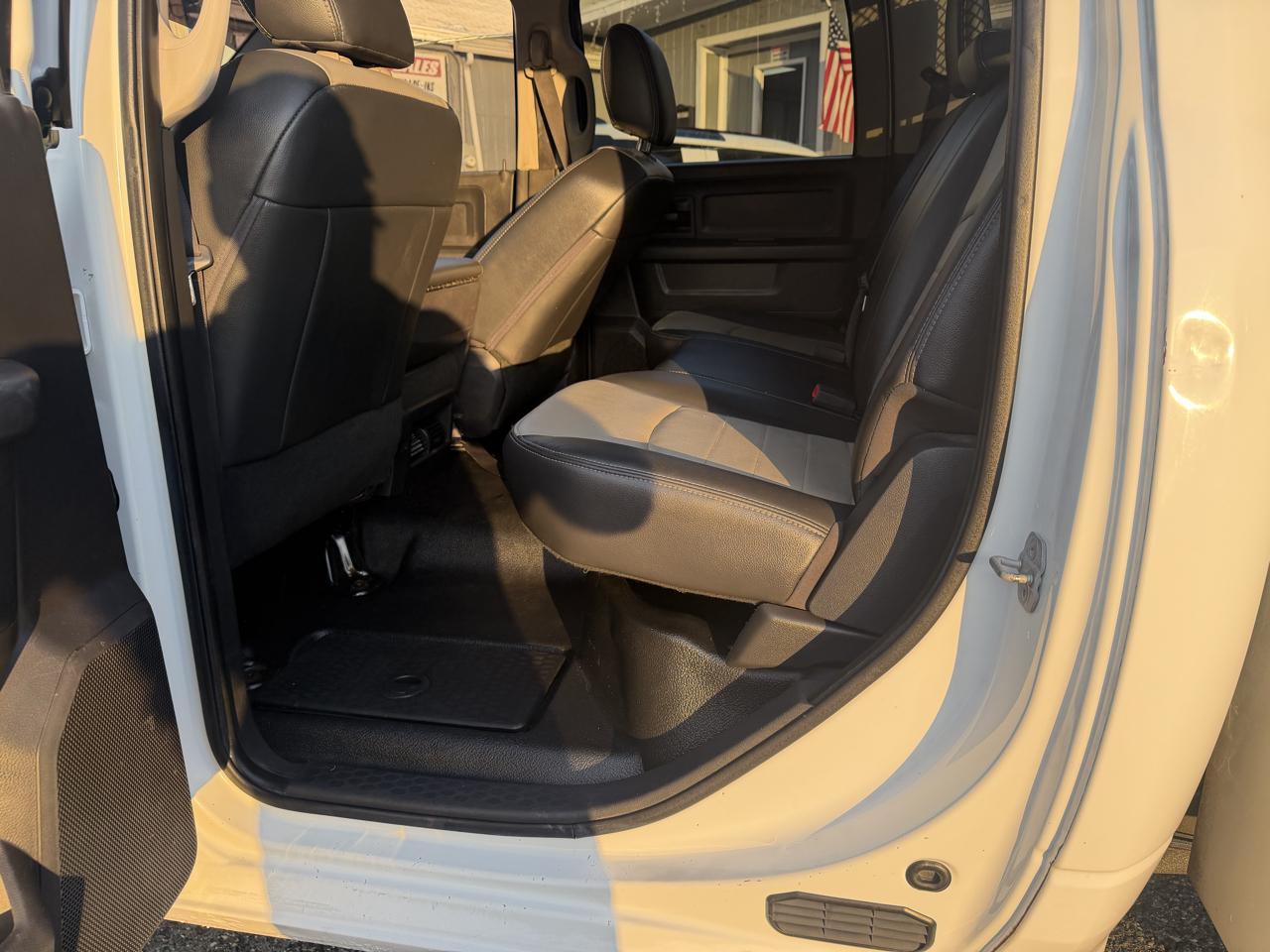 RAM 2500 ST Crew Cab LWB 4WD 2012