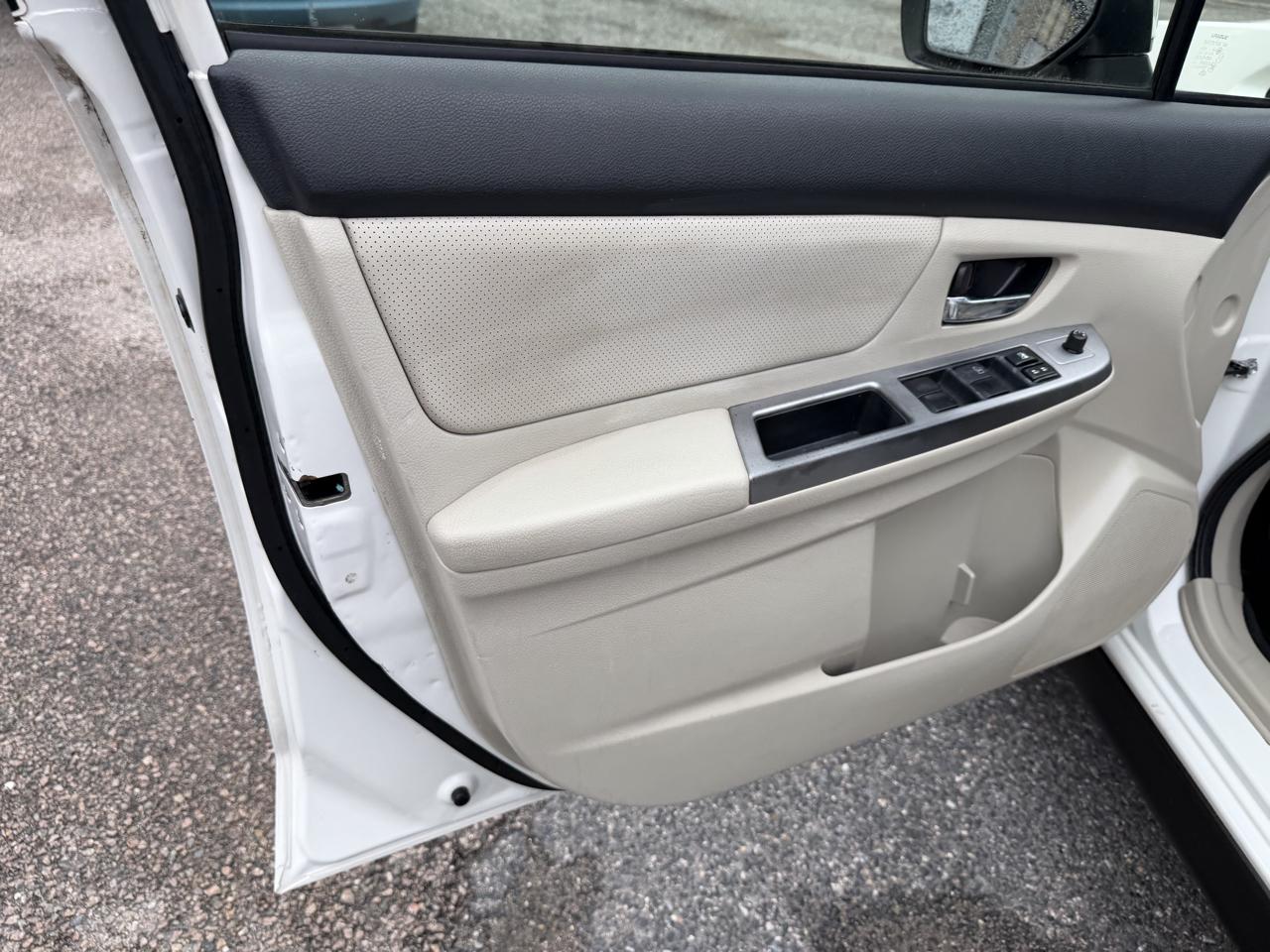 Subaru XV Crosstrek Hybrid 2.0i Touring 2014
