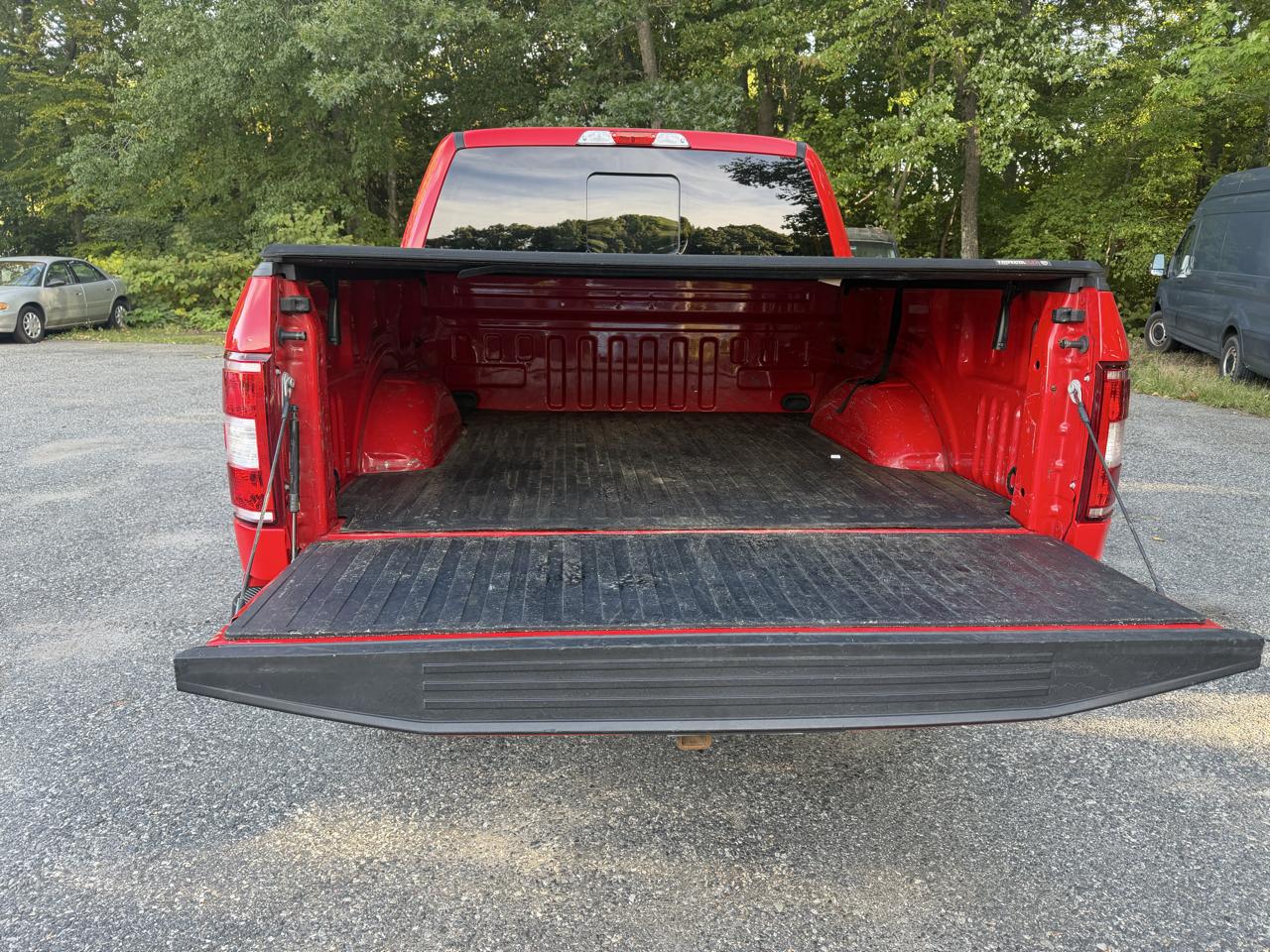 Ford F-150 photo 10