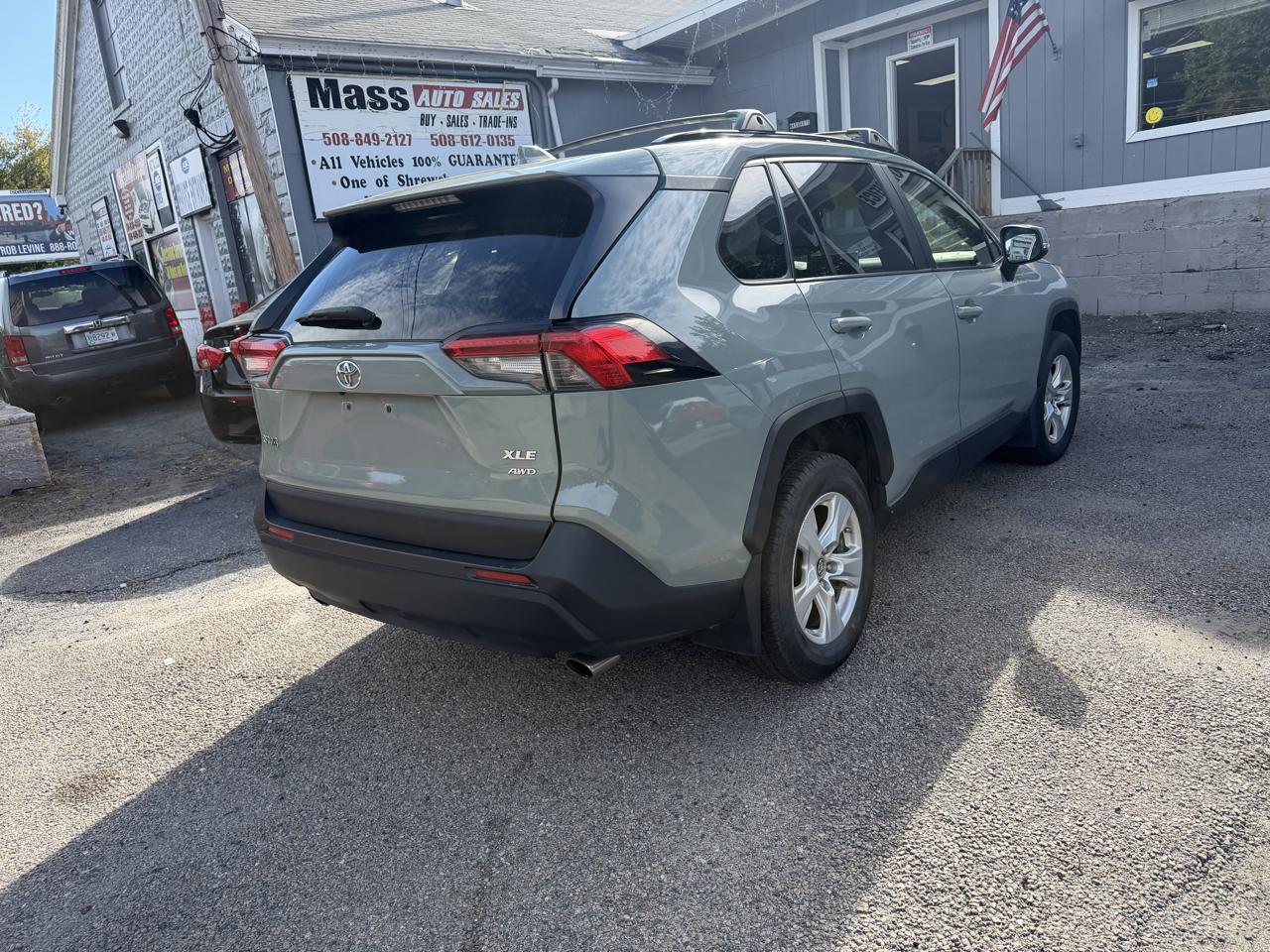 Toyota RAV4 XLE AWD 2019