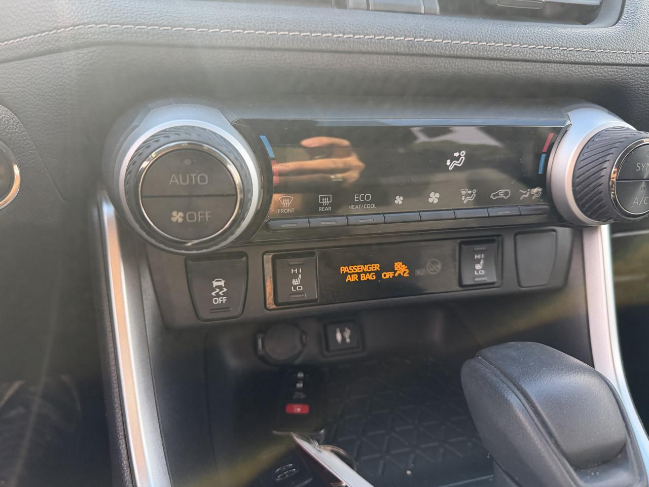 Toyota RAV4 XLE AWD 2019