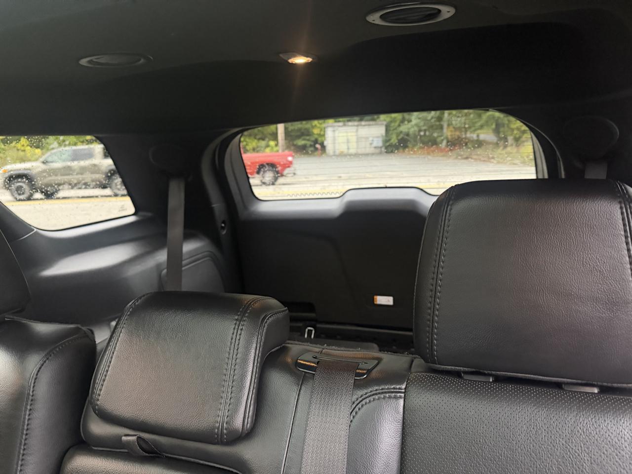 Ford Explorer photo 13
