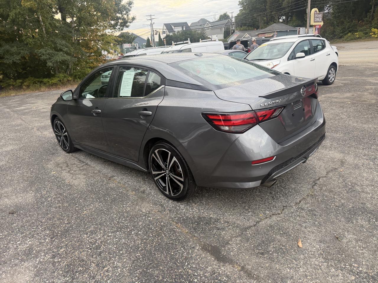 Nissan Sentra photo 12