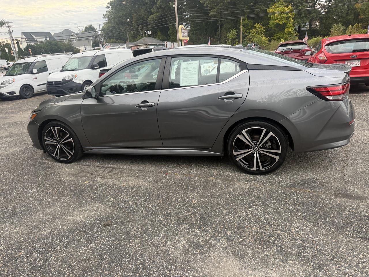 Nissan Sentra photo 14