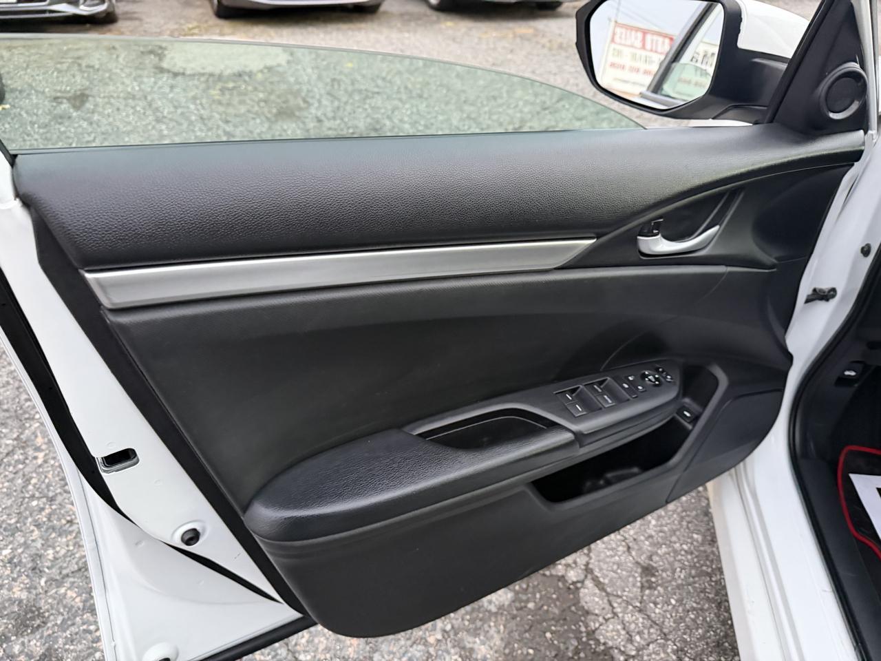 Honda Civic photo 17